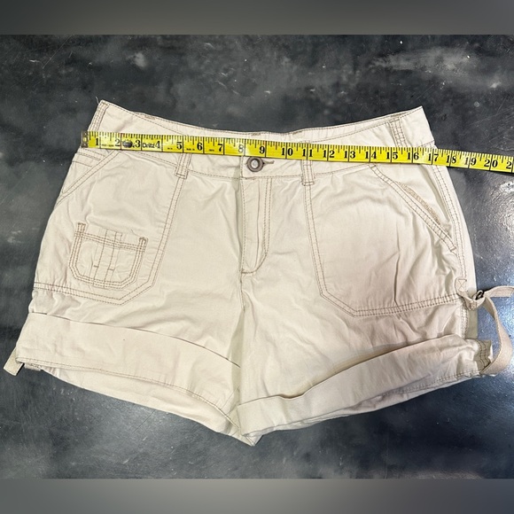 2 Fashion Bug Khaki shorts - Picture 3 of 7